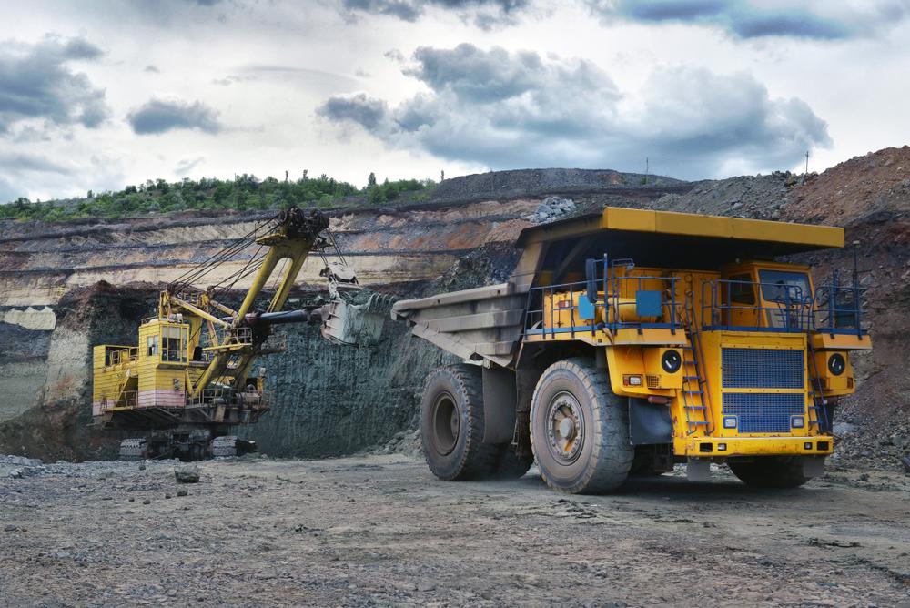 One Mining Stock Approaching Resistance Levels – BMM