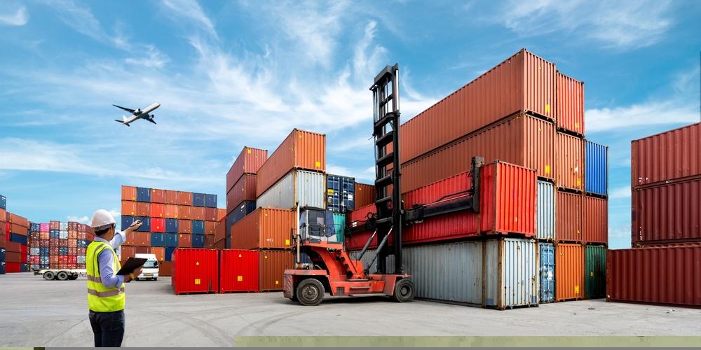 SRT Integration and Operating Leverage Support LAU's Earnings Outlook