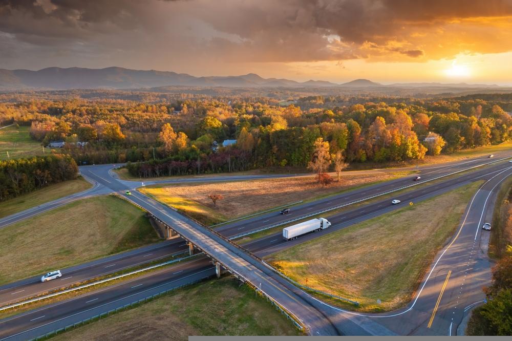 One Industrial Company Targeting Growth through Diversified Projects and Strategic Acquisitions - LYL
