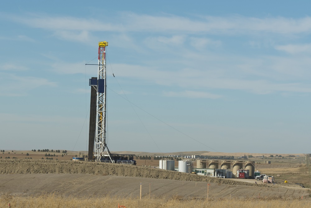 Two Small Cap Stocks from Oil & Gas Industry to Punt on – CNE and ERF
