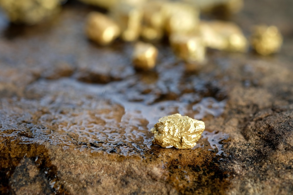 Two Gold Stocks in the Buy Zone – AGI and KL