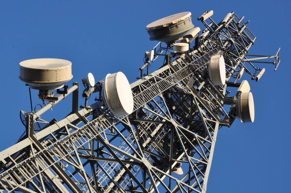 One Dividend Paying Technology Stock under the Radar – ET
