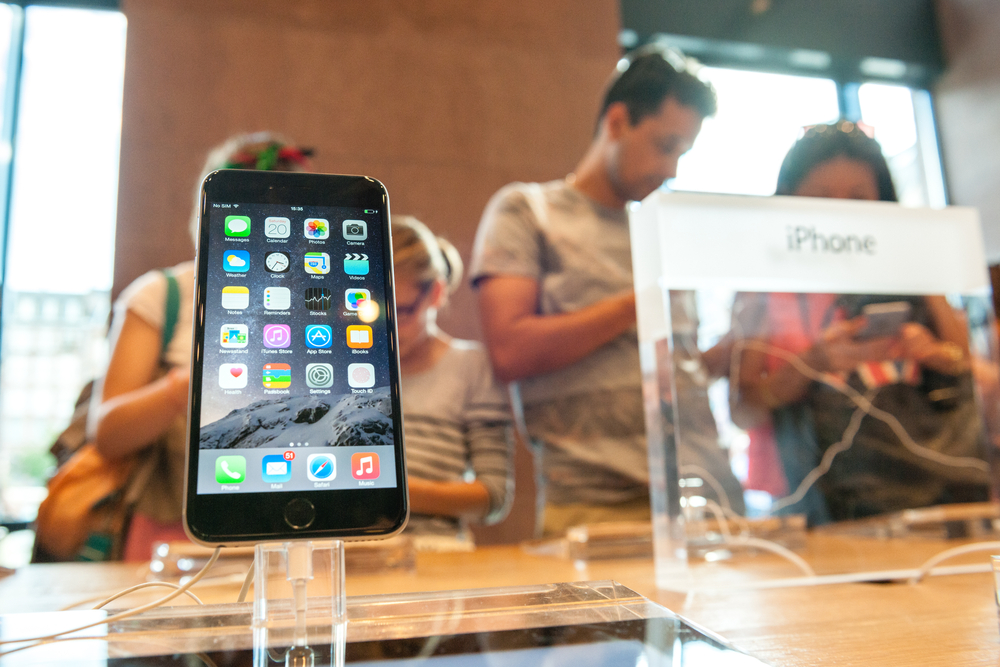 Book Profits on This NASDAQ-Listed IT Giant – AAPL