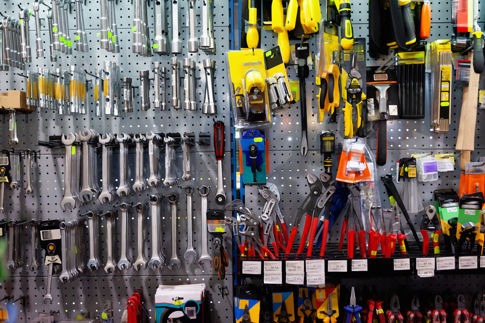 One Mid-Cap Consumer Cyclical Stock to Buy – RCH