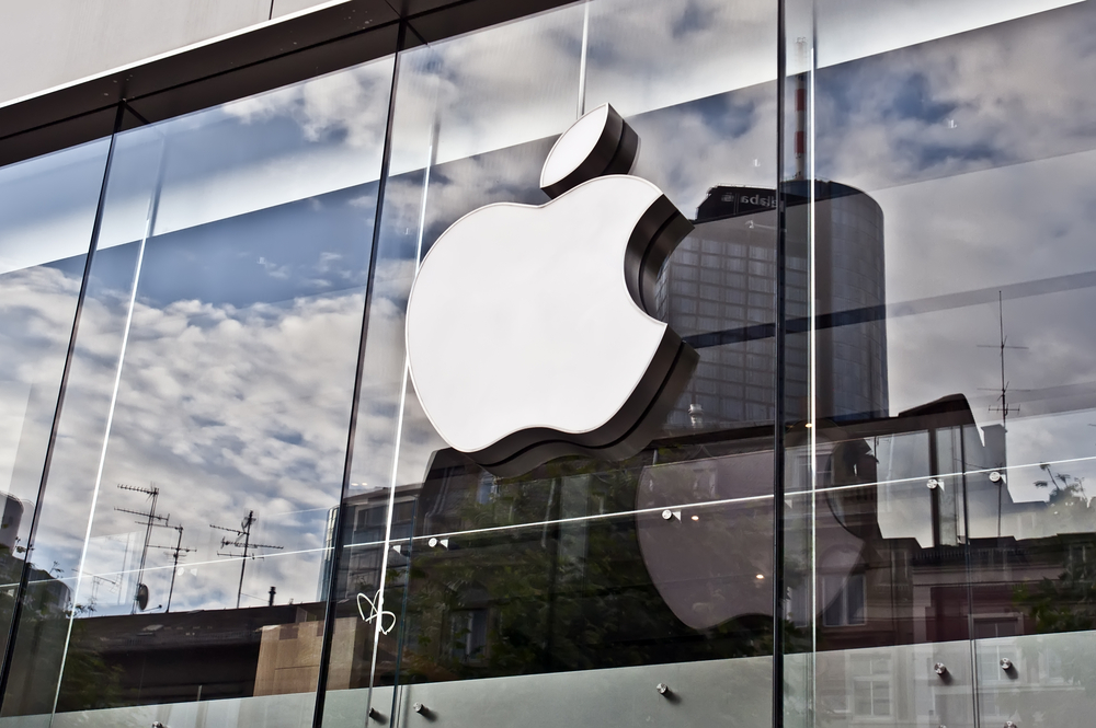Consider Investing in This NASDAQ-Listed Technology Major – AAPL
