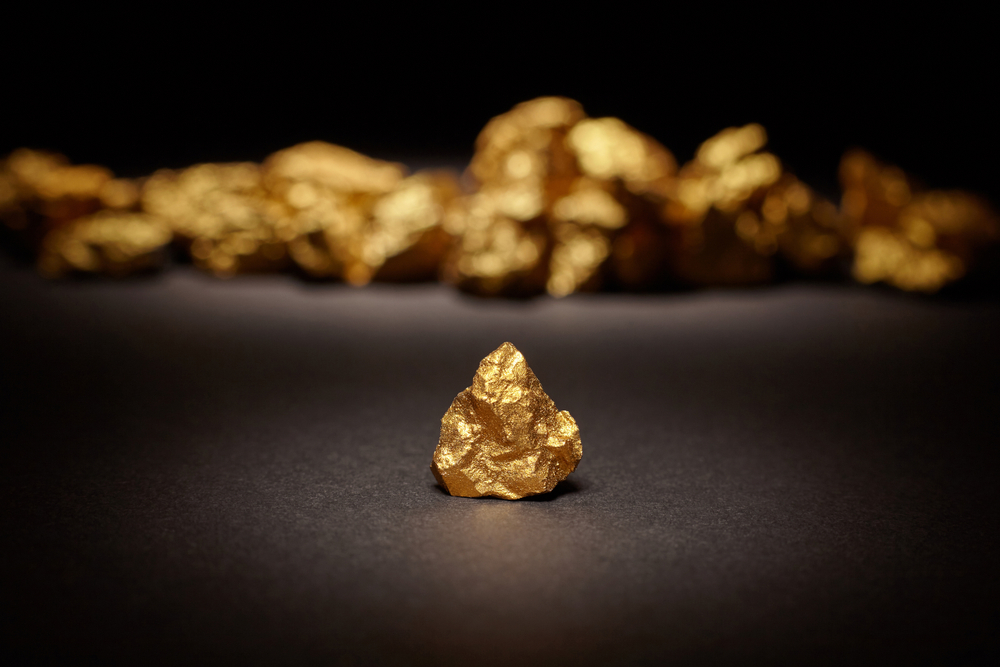 Should You Invest in This NYSE-Listed Gold Mining Stock - Kinross Gold Corporation