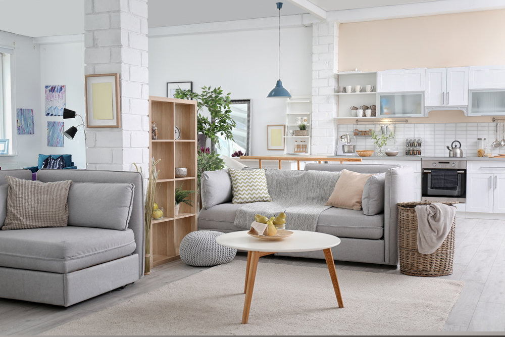 One Small-Cap Consumer Cyclical stock to Buy – LNF