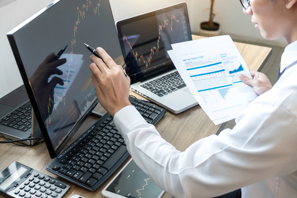 One NASDAQ-Listed Industrial Stock To Punt On: Nikola Corporation