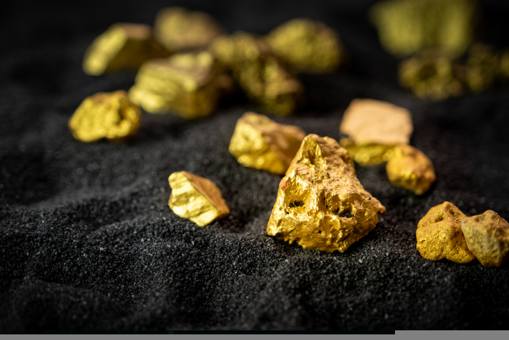 One Small-Cap Gold stock to Book Profit  – CXB