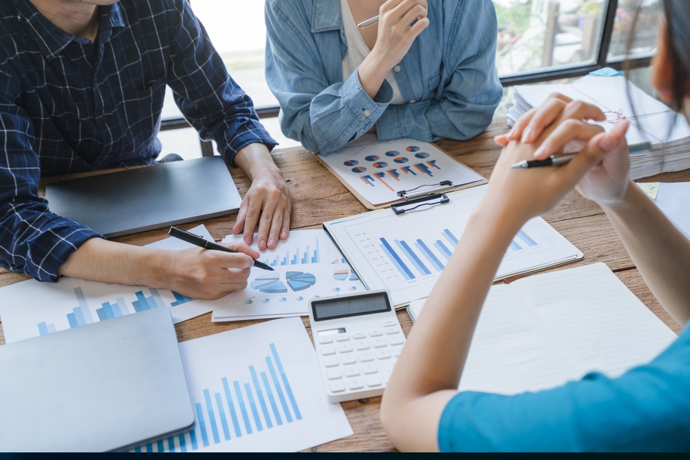 TSX Listed Stock Amid Market Volatility for May 2023- DFY