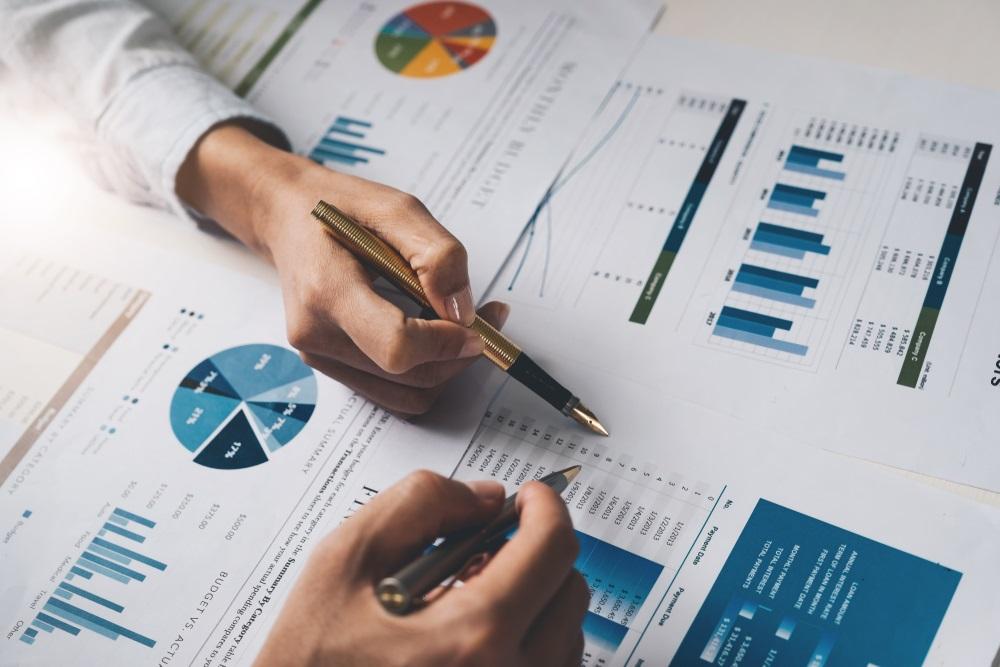 Momentum Model Portfolio Rebalancing:  EXIT (TSX: ABX) and ENTRY (TSX: EDR)