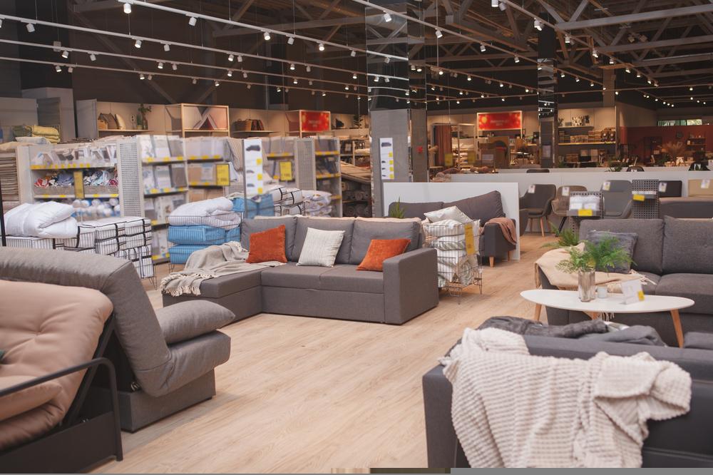Leon's Furniture Faces Headwinds - Time to Reconsider?