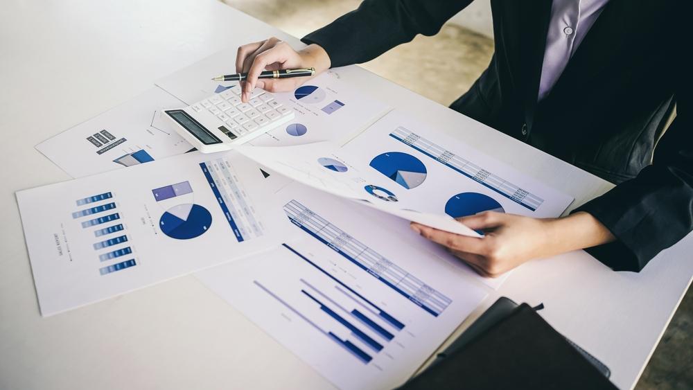 Is Margin Compression Driven by Tariff Uncertainty Curtailing Growth for DRX?