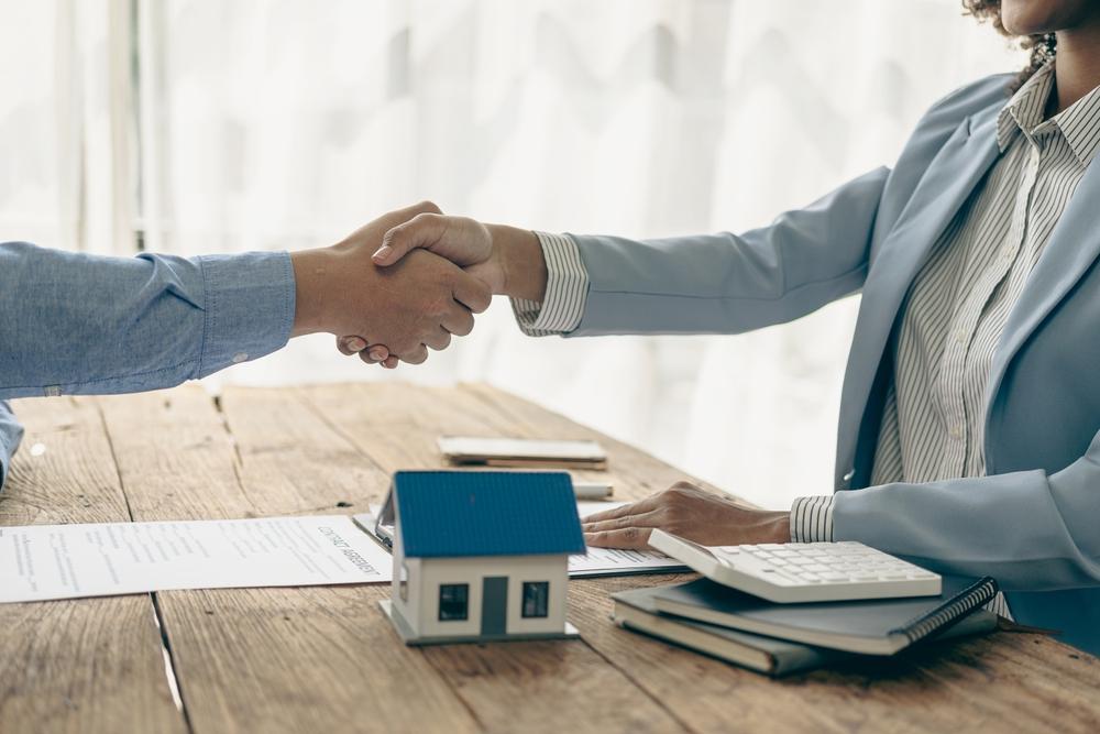 Is This Real Estate Stock Buckling Under Financial Strain - CIGI?