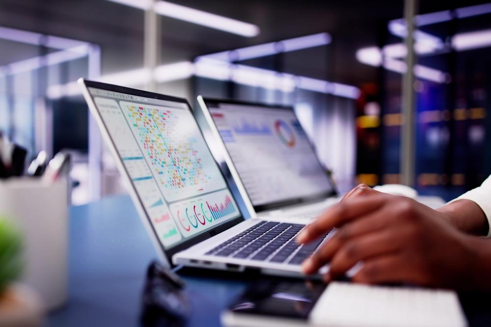 One TSX Listed Technology Stock Reported Positive Free Cash Flow in Q3 FY25 - OTEX