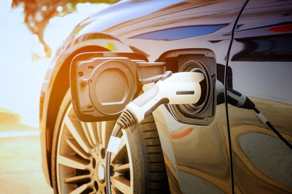 One NASDAQ - Listed Electric Vehicle Stock Currently Near Support Levels - Lucid Group Inc
