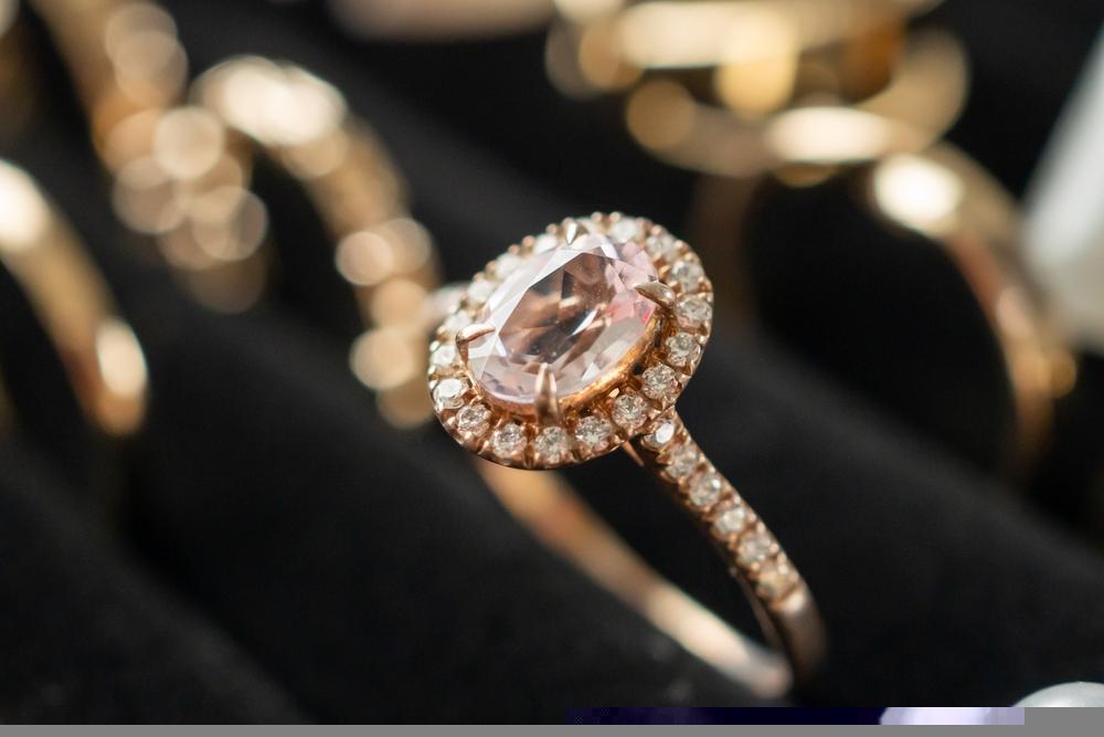 One Jewellery Stock to Consider at Current Levels – MHJ