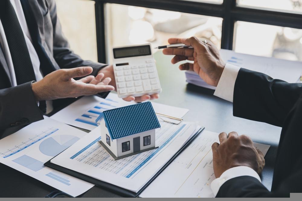 One Property Stock Trading Near Resistance Levels – KPG