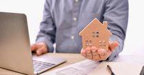 Taylor Wimpey Faces Mounting Headwinds As Growth Visibility Fades