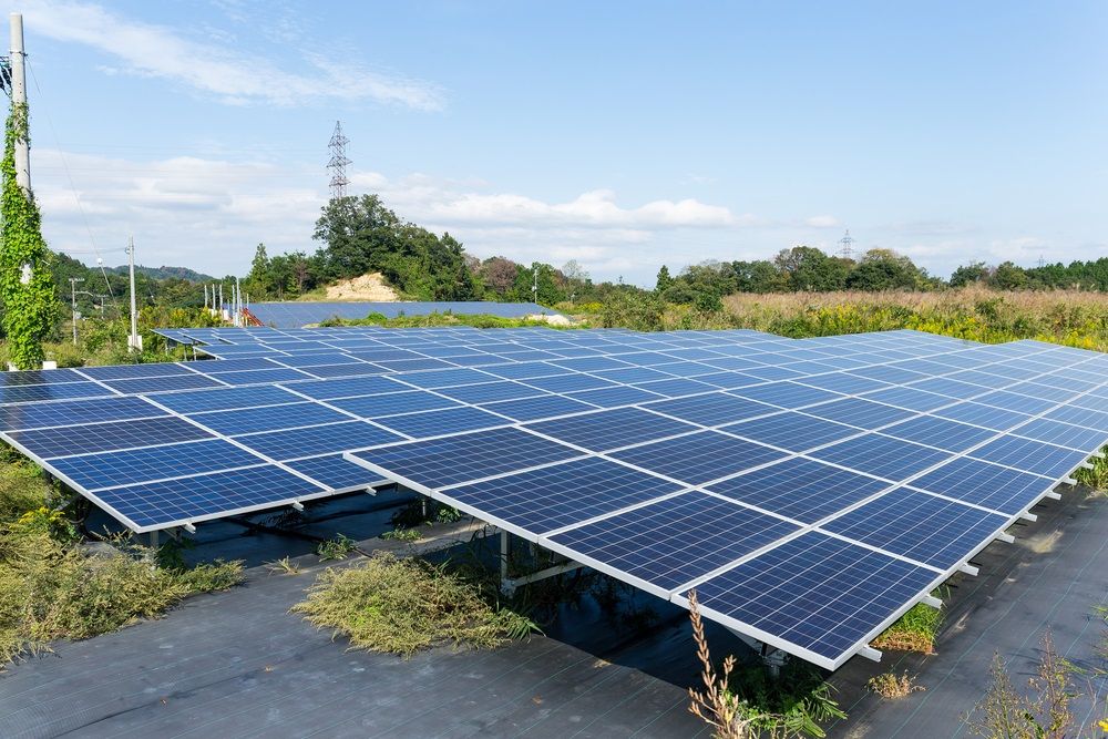 2 US Stocks Under Sell Zone Azure Power Global Limited & Arcturus