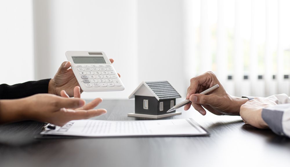 Should you Invest in this Housebuilding Stock - Bellway PLC?