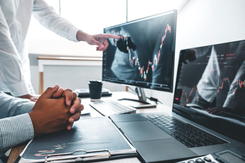 Should You Punt on This NYSE - Listed IT Stock- PAGS