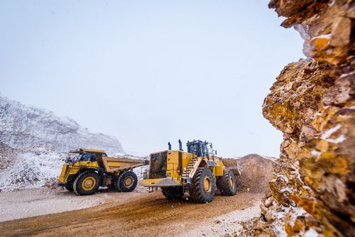 One Mining Stock Under Buy Zone - AAL