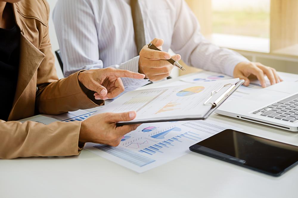 LSE Investment Trust Facing Headwinds Amid EPS Decline - SMT