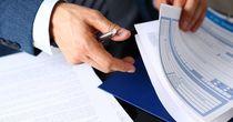One NYSE - Listed Insurance Company Stock at Resistance Level: LMND