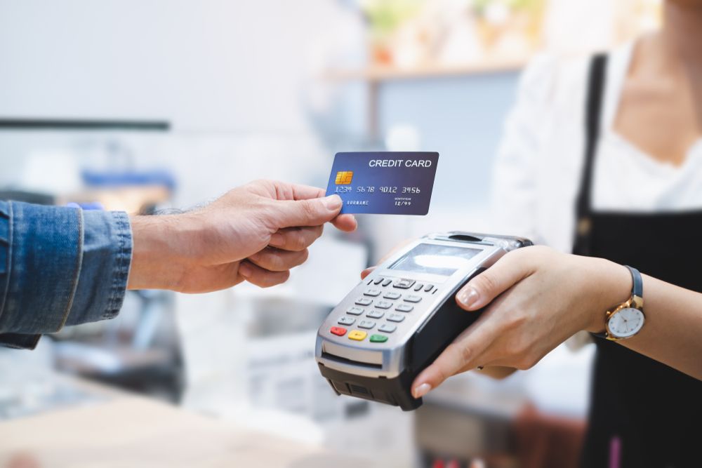 This Payments Services Major Looks Expensive - PYPL