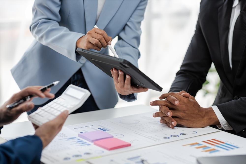 One NYSE- Listed Financial Stock at Resistance Level: KEY