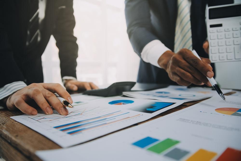 One NYSE - Listed Mining Stock at Resistance Level: LAC