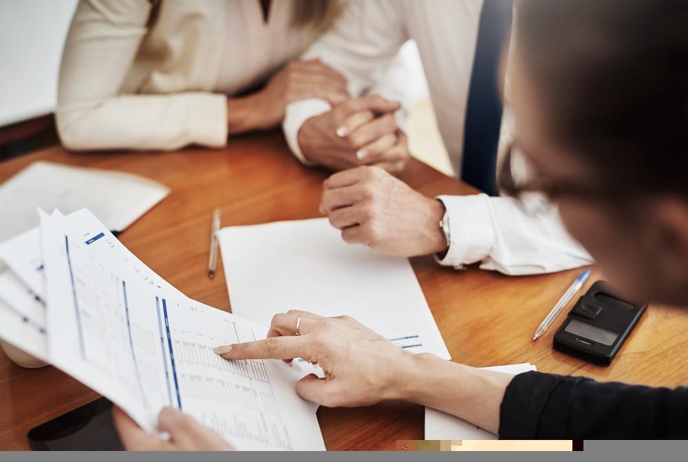 One NASDAQ-Listed Cannabis Stock at Resistance Level: TLRY