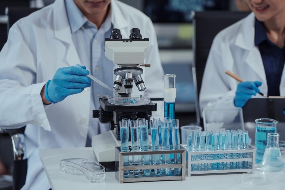 One NASDAQ-Listed Biotechnology Stock at Resistance Level: CTMX