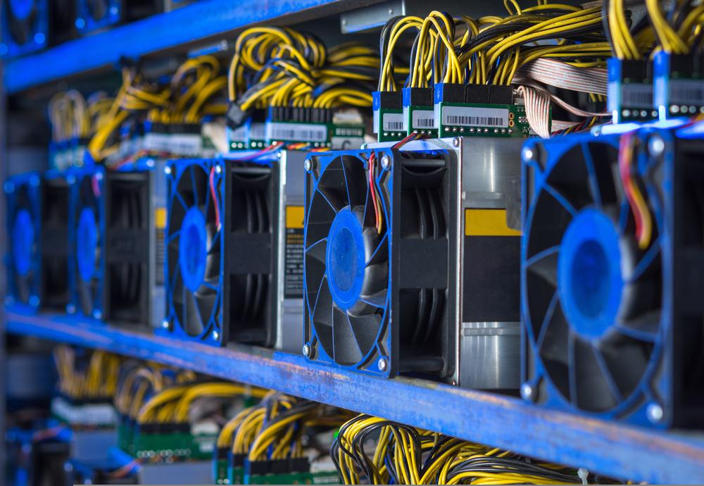 One NASDAQ- Listed Crypto Mining at Resistance Level: HUT